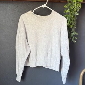 Old Navy Gray Crewneck Cropped Sweatshirt